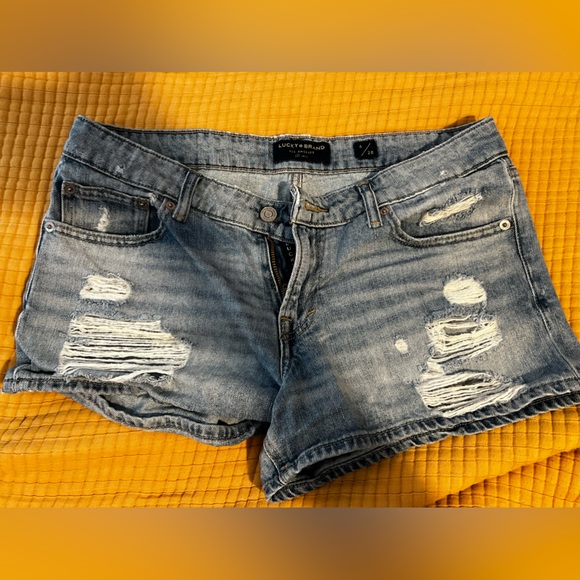 Lucky Brand Pants - LUCKY BRAND DISTRESSED SHORTS SIZE 6
